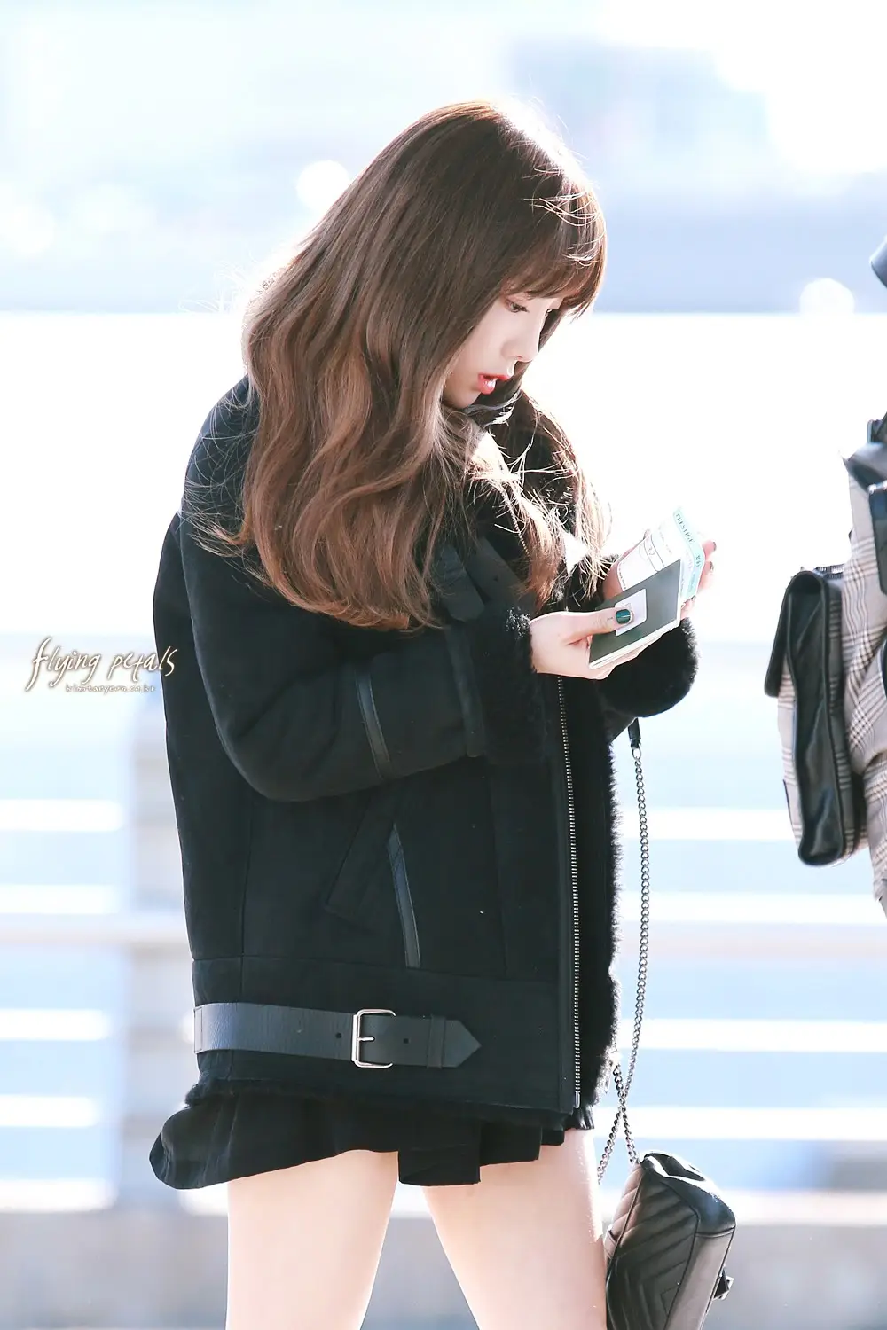 161201 인천공항 출국 태연 by flying petal