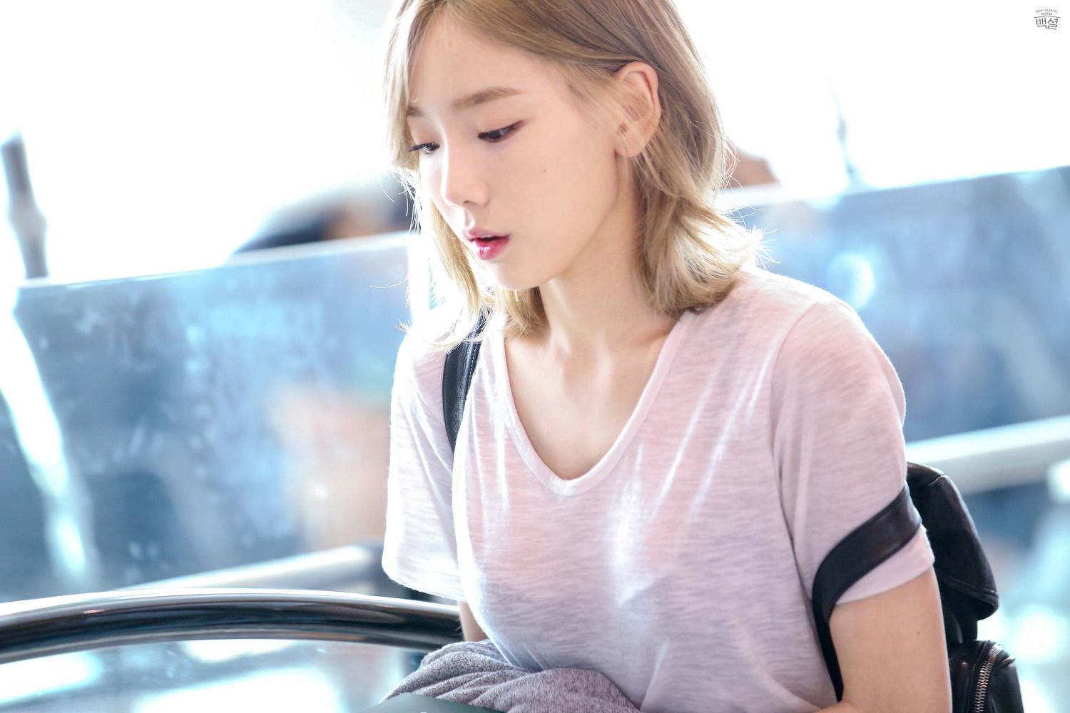 160805 김해공항 태연 직찍 by백셜