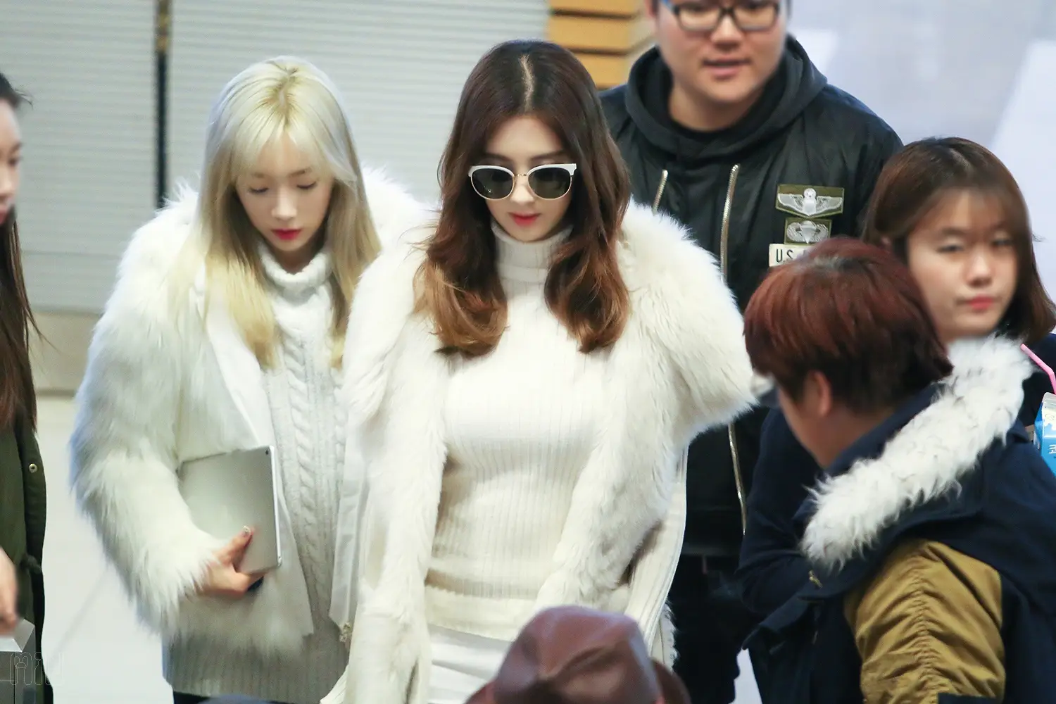 151217 김포공항 출국 태연 직찍 by 하늘Min