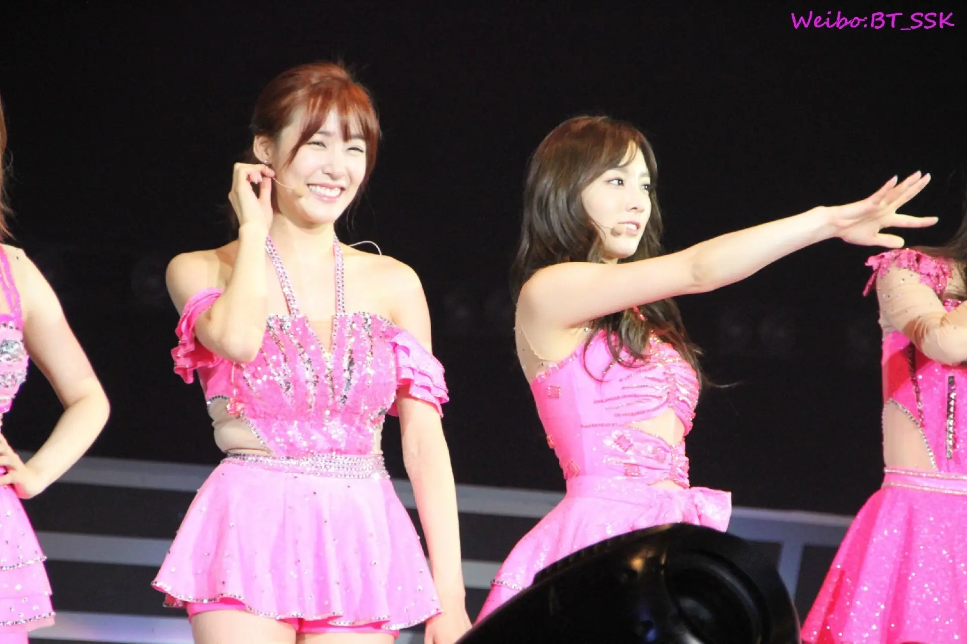 티파니&태연 홍콩 콘서트 직찍 (131109 G&P in HK) by BT_SSK