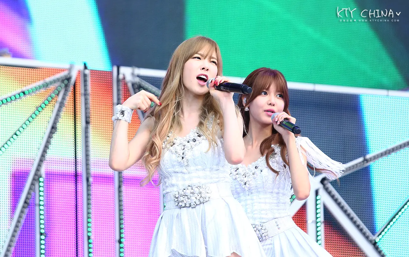 140815 SMTOWN IV 태연(Taeyeon) by KTYCHINA