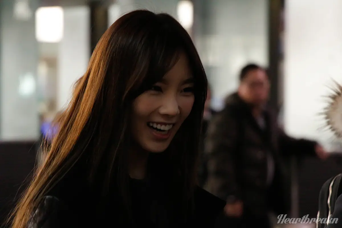 131130 인천공항 출국 태연 직찍 by heartbreakn