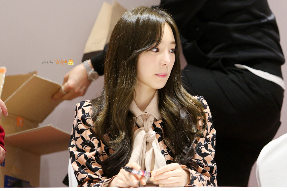 141127 수원 롯데몰 팬사인회 태연 직찍 by 푸딩