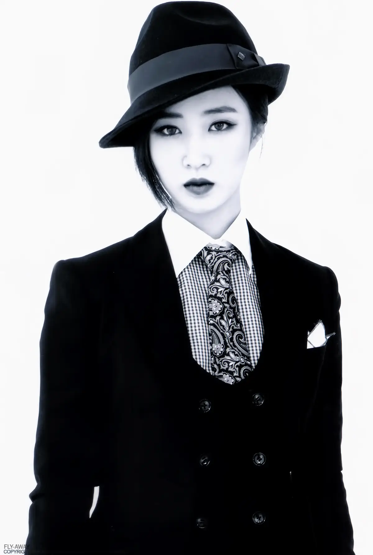 소녀시대 4집 미니앨범 MR.MR. 흑백 컨셉이미지.jpg