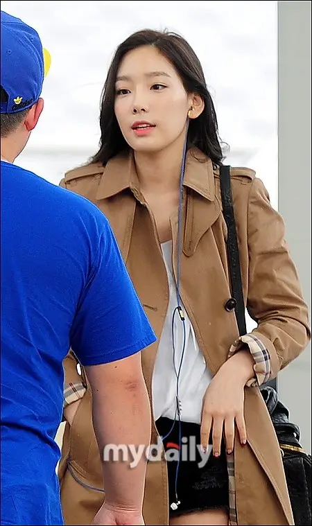 [사진]130913 인천공항 출국 소녀시대 기자사진.jpg