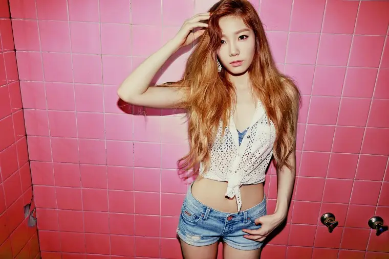 [고화질] 태연(태티서 미니앨범 ‘할라(Holler)') 티저 이미지.jpg