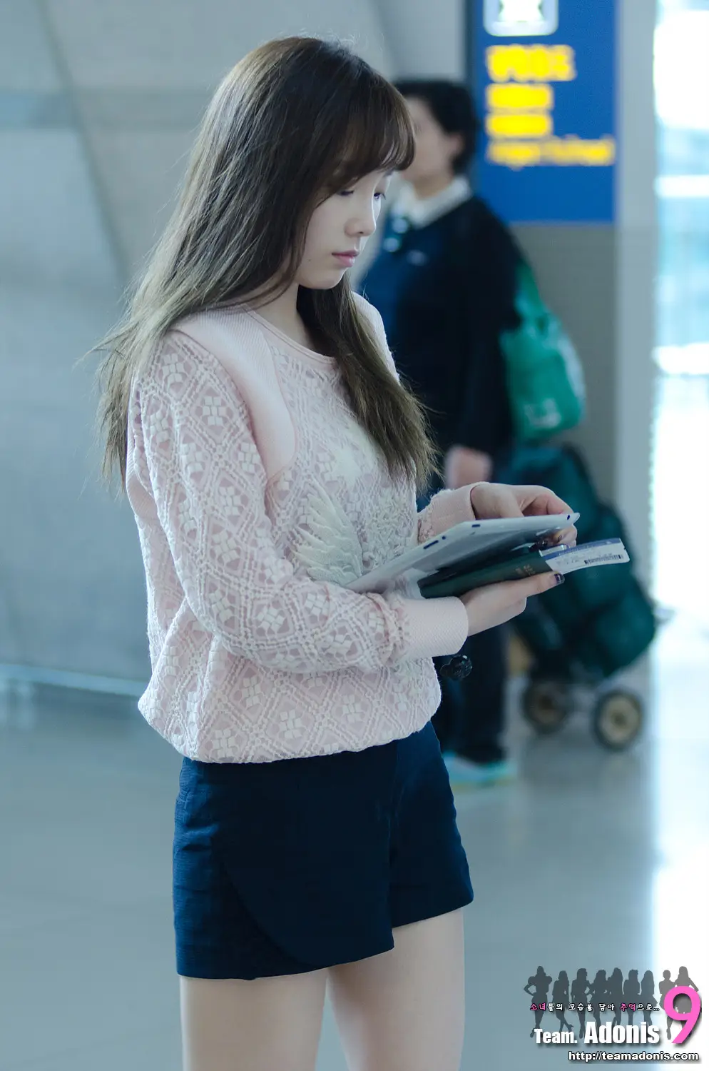 131011 인천공항 출국 태연 직찍 by 팀아도니스, 소시코어, Mr.Zhang