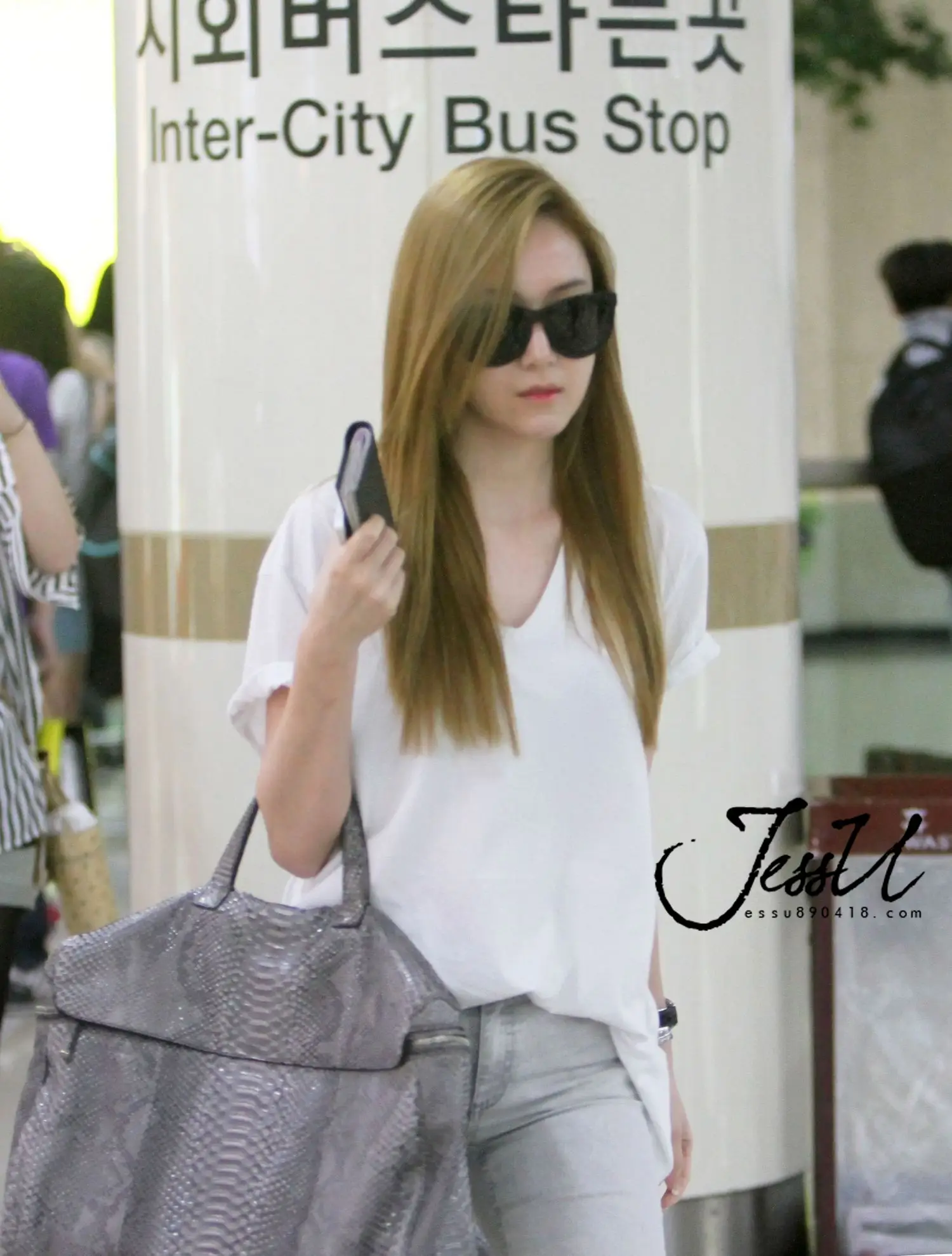 130717, 22 김포공항 입국 제시카 by JessU