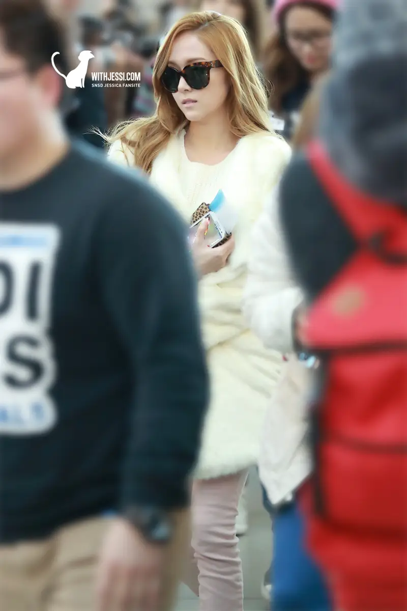 130222 인천공항 출국 제시카 직찍 by WithJessi