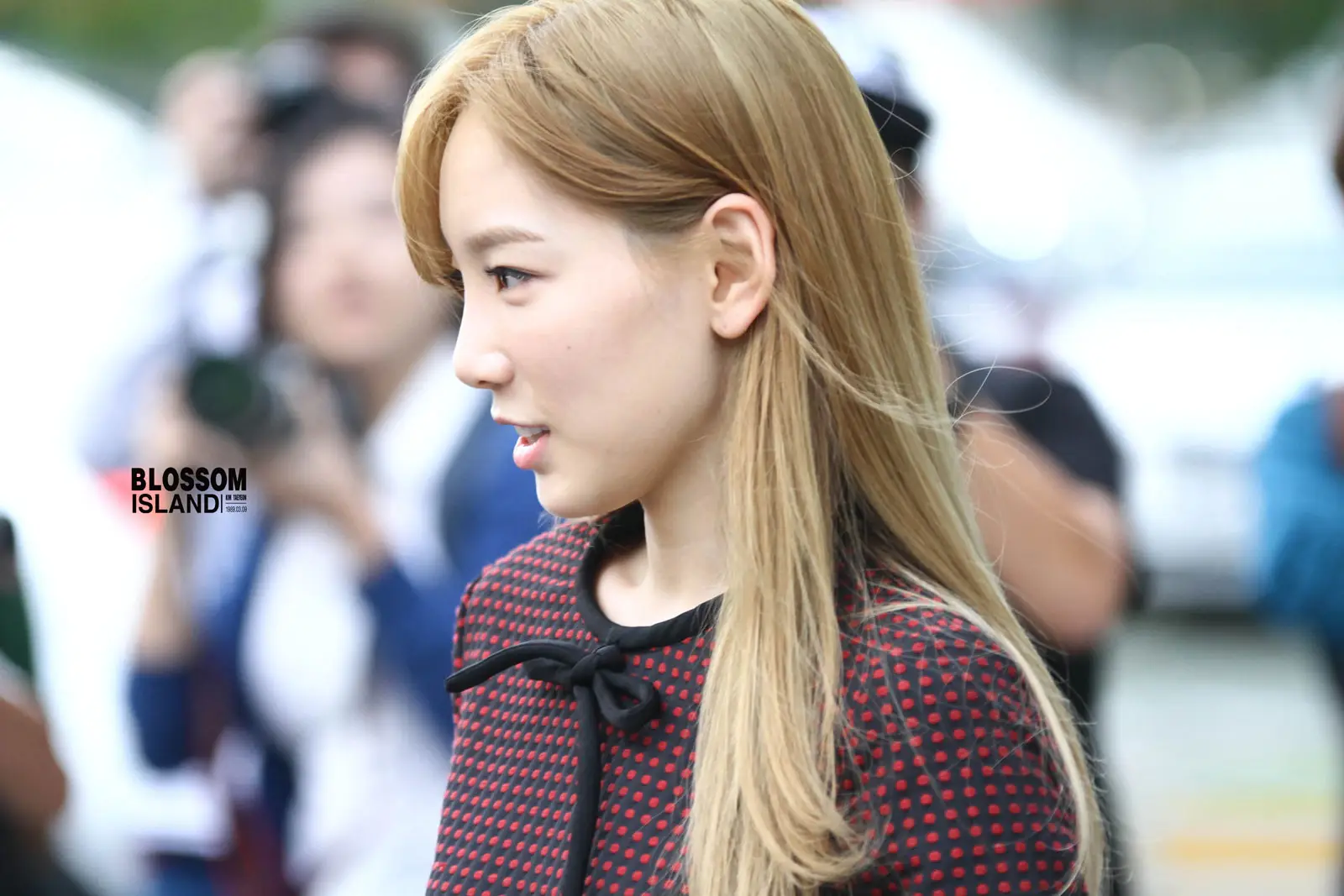 140924 SBS 출,퇴근 태연 직찍 by Blossom island