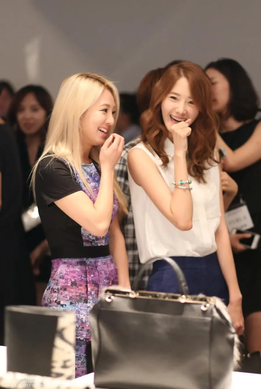 130725 FURLA F/W 프리젠테이션 윤아&효연.jpg