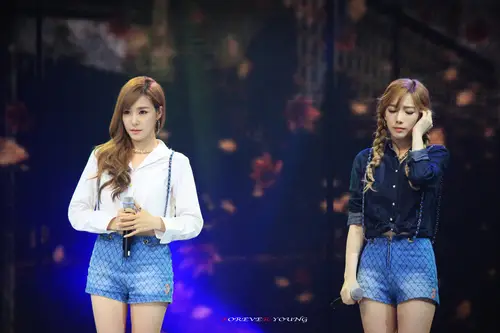 141007 WAPOP 콘서트 태연&티파니 직찍 by FOREVER YOUNG