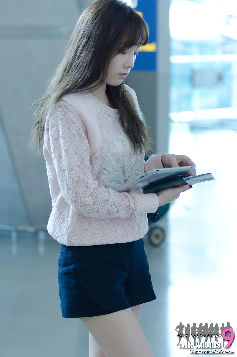 131011 인천공항 출국 태연 직찍 by 팀아도니스, 소시코어, Mr.Zhang