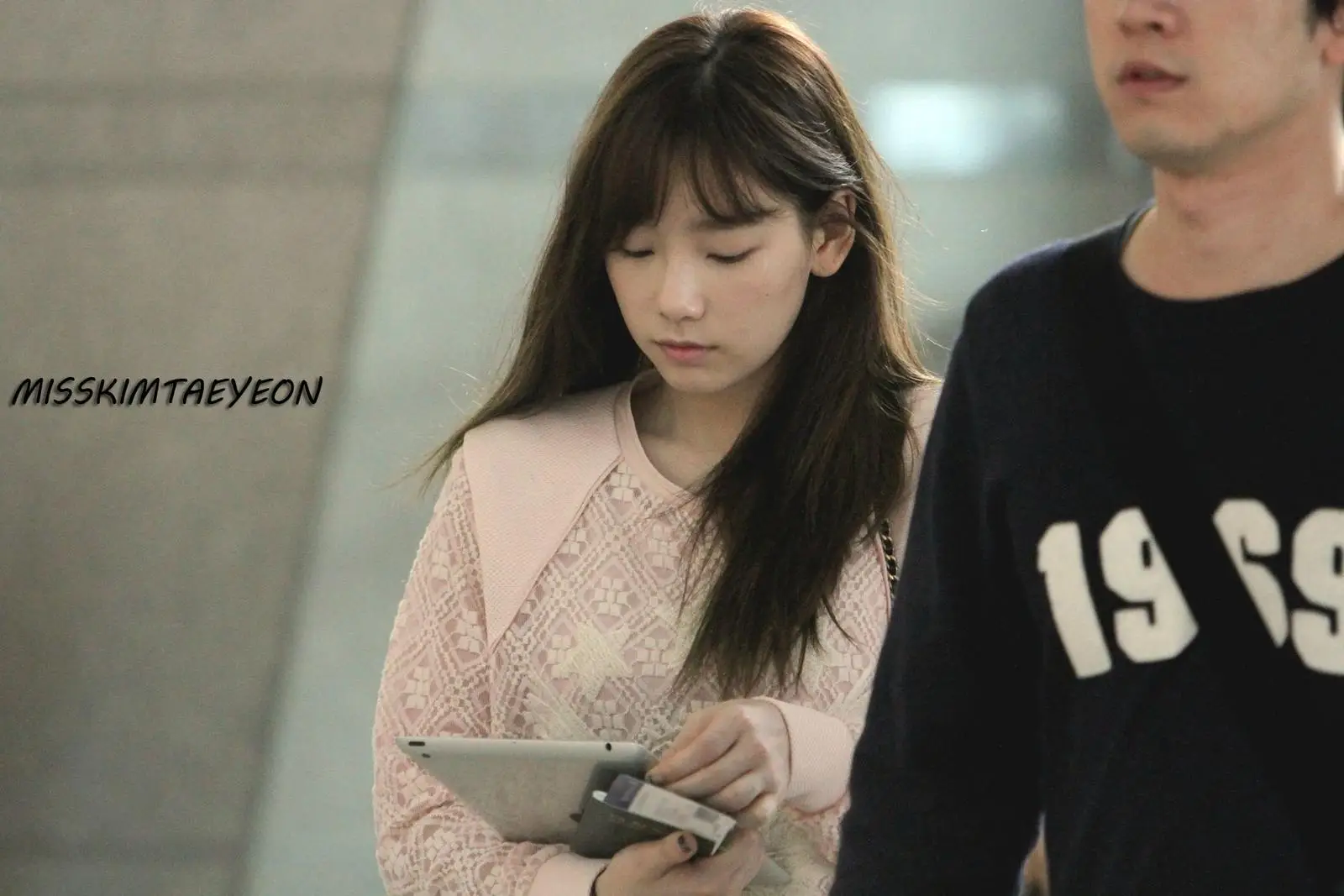 131011 인천공항 출국 태연 직찍 by 미스김태연