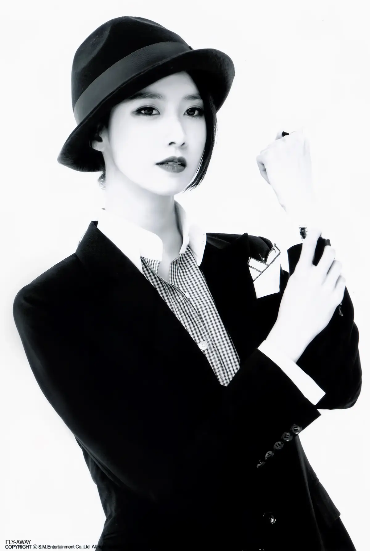 소녀시대 4집 미니앨범 MR.MR. 흑백 컨셉이미지.jpg