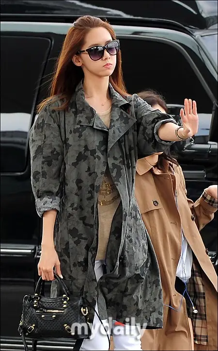 [사진]130913 인천공항 출국 소녀시대 기자사진.jpg