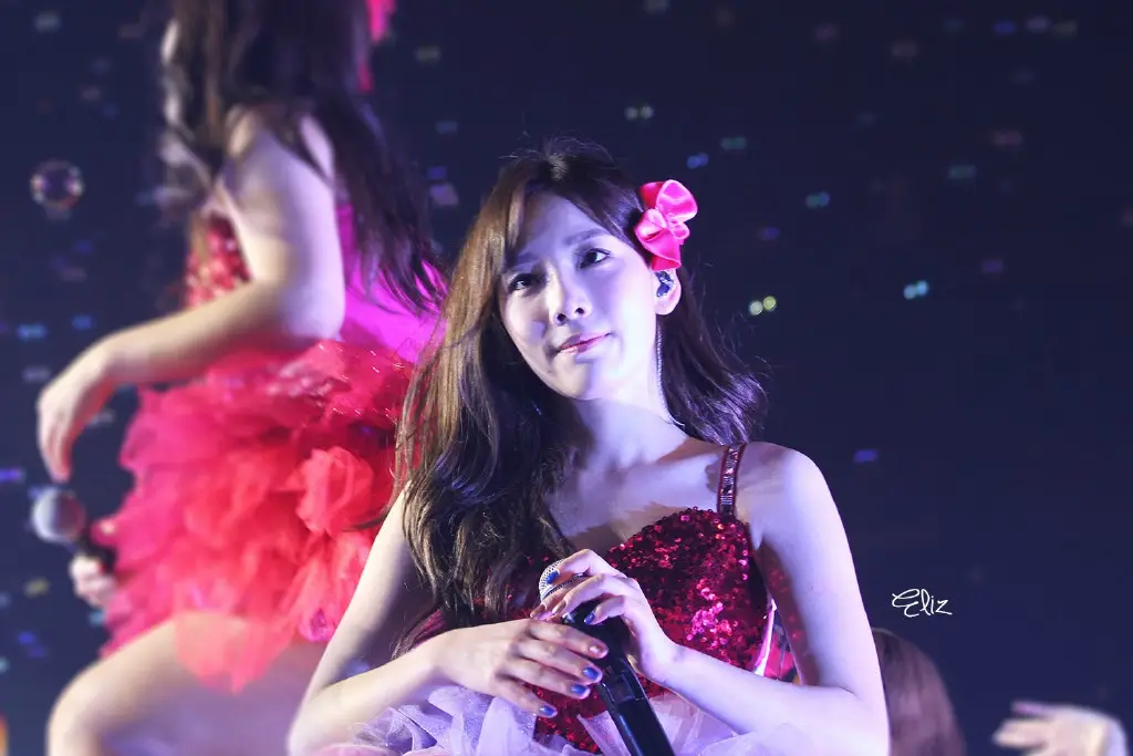 131109 ~ 10 걸스앤피스 인 홍콩 태연 직찍 by Eliz