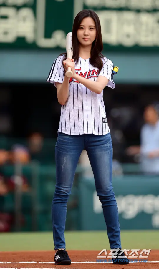 서현이 기사 사진.jpg - 130827 프로야구 시타