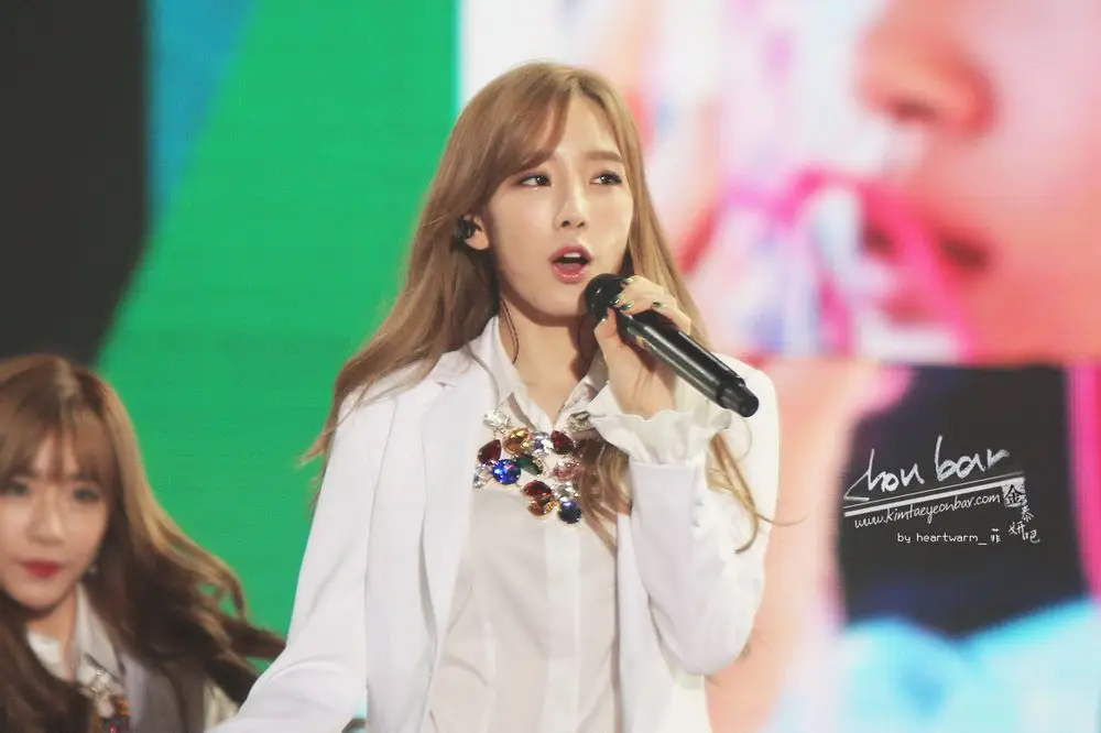 141025 코리안 뮤직웨이브 태연 직찍 by kimtaeyeonbar