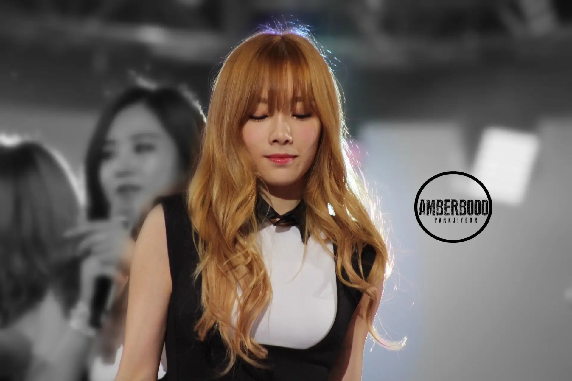 140811 KCON 태연 by Amberbooo