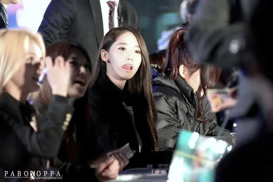 윤아(YoonA) 직찍 - 140316 청계광장 팬사인회 by pabooppa,SPHiNX,++~