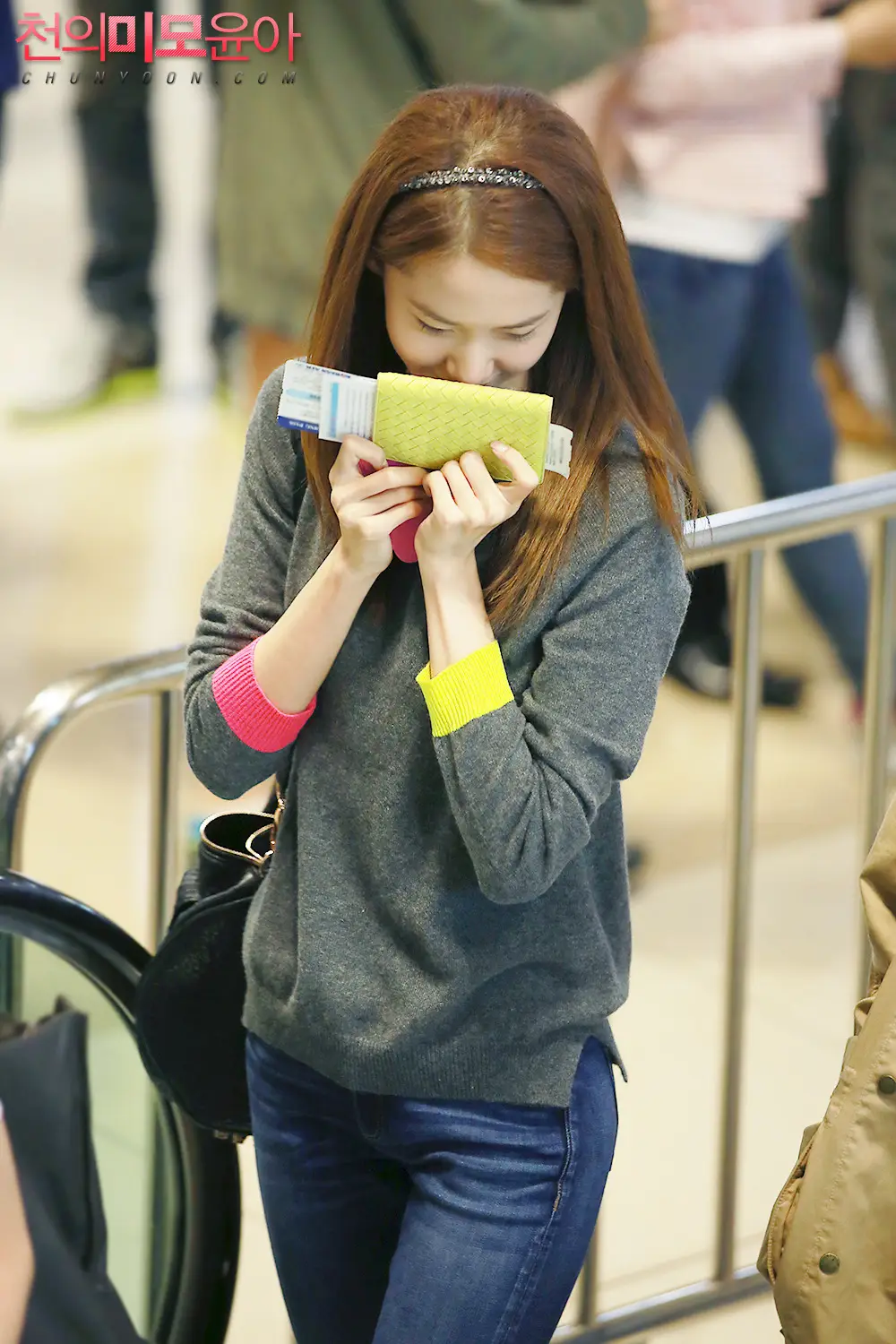 131001 김포공항 출국 윤아 직찍 by 천윤 대문, First-