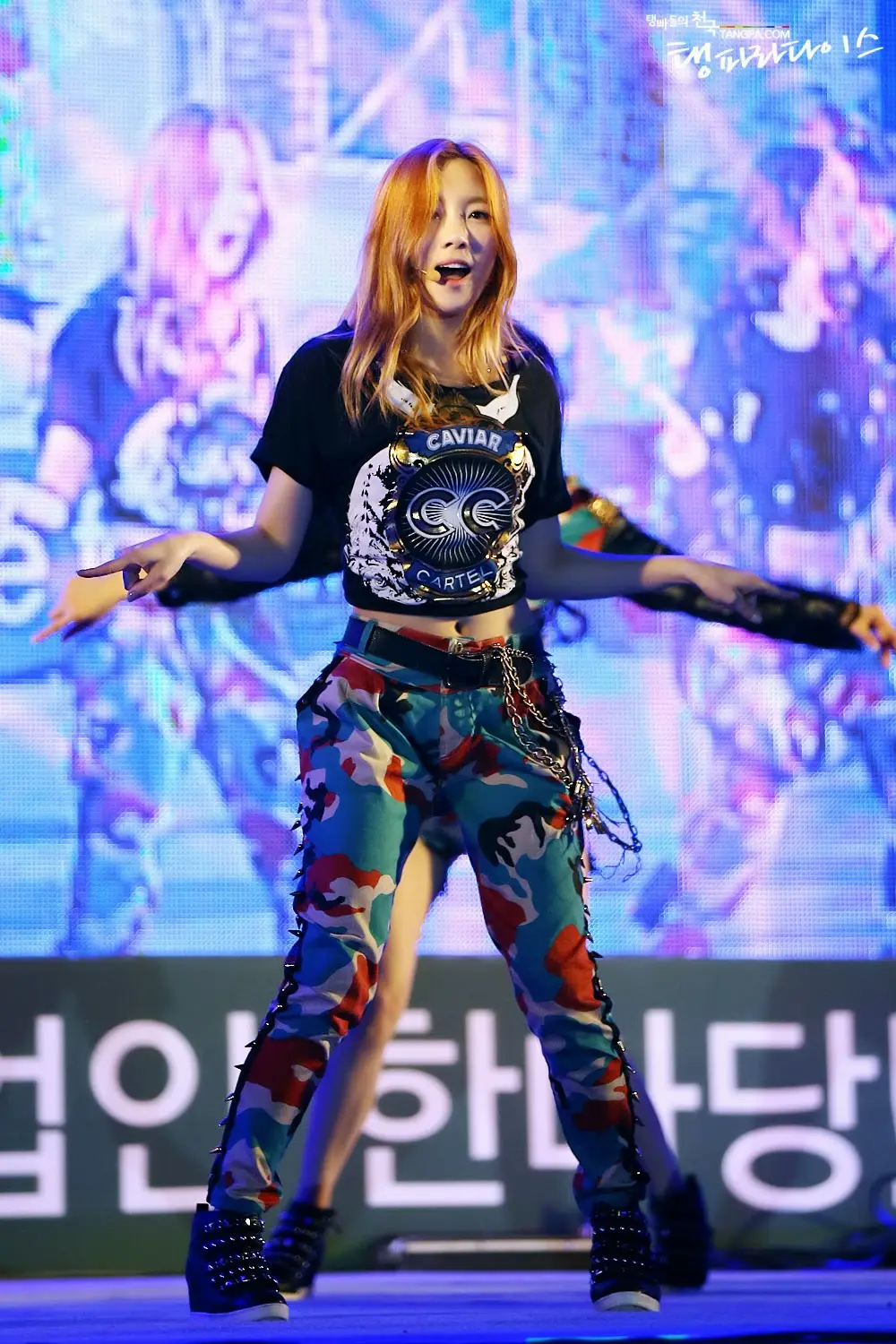 130522~25 (야쿠르트, 경복고 행사) 태연 직찍 by 탱파