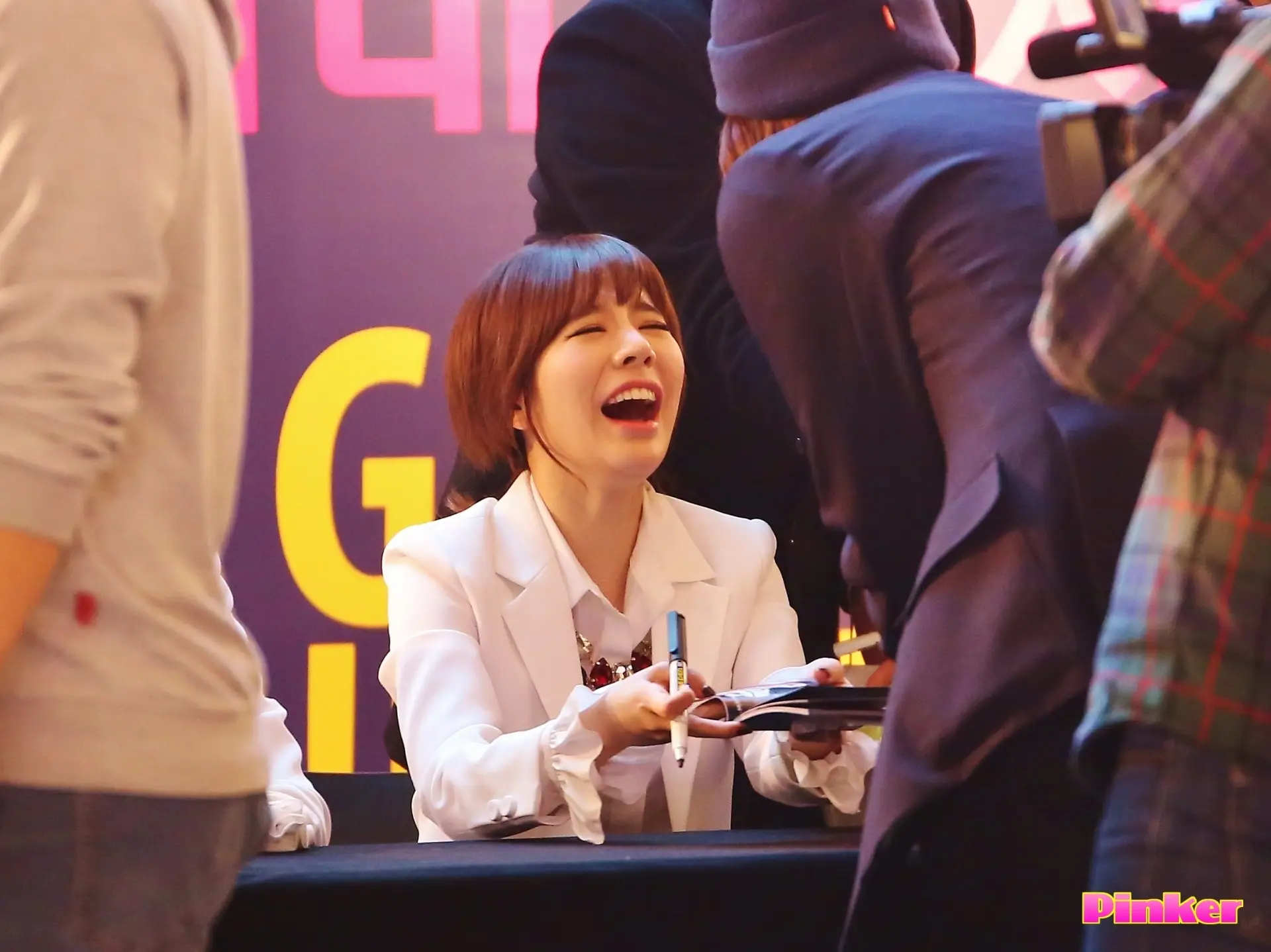 써니(Sunny) 직찍 - 140314 여의도 IFC몰 팬사인회 by MobileSLr, 소시랑 카네이드,++++