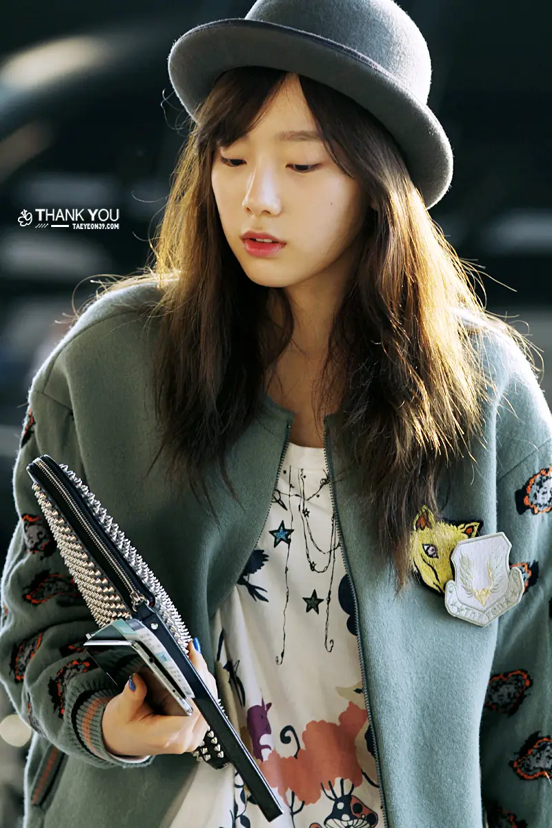 131104 김포공항 출국 태연 직찍 by Thank You