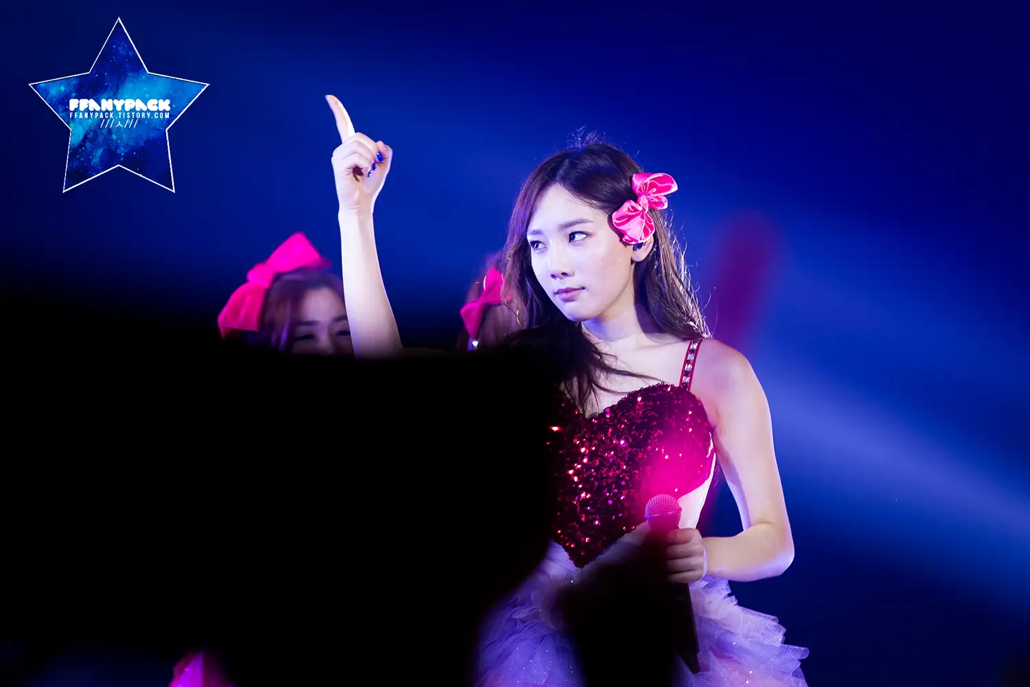 131109 ~ 10 G&P in HK 태연 직찍 by ffanypack,SOSIUS