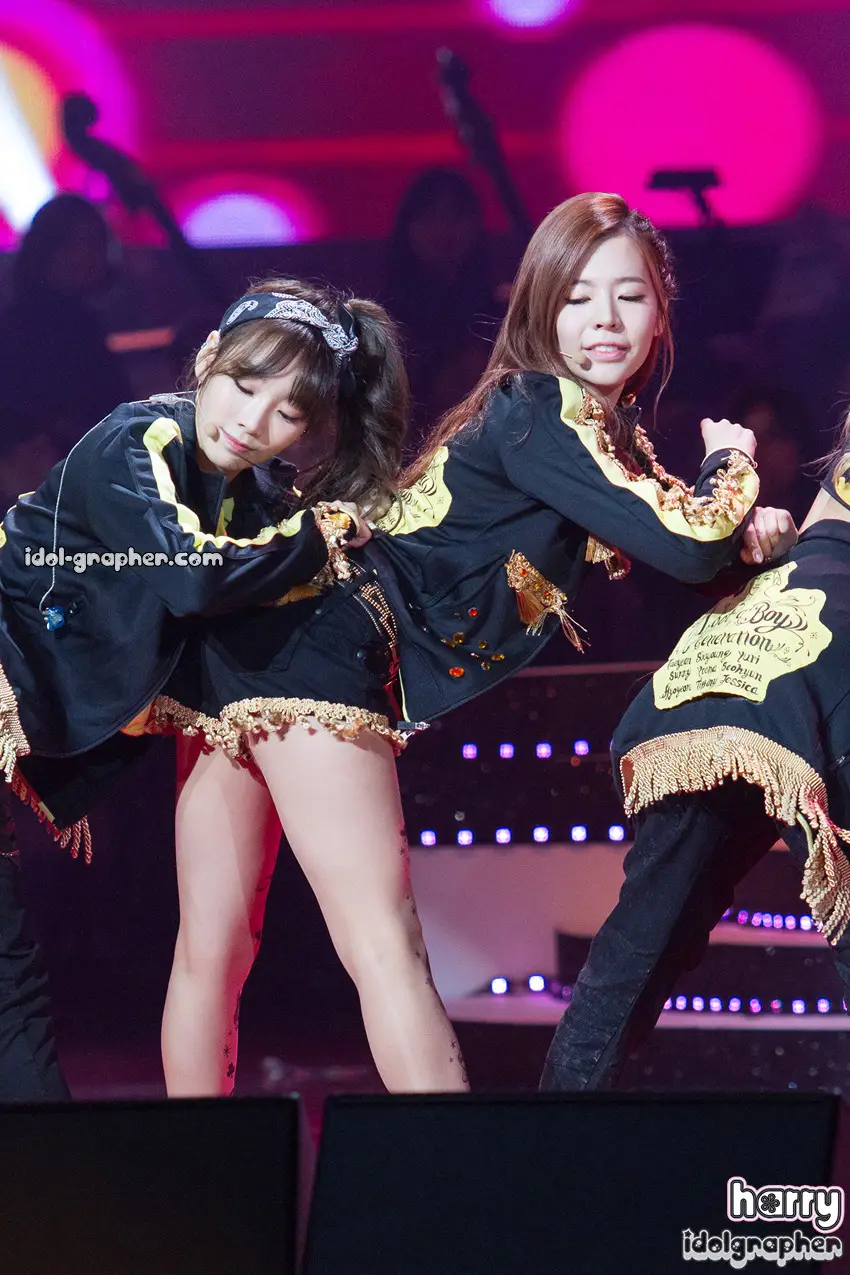 소녀시대 (Girls Generation) 직찍 - 131029 열린음악회 by Harry