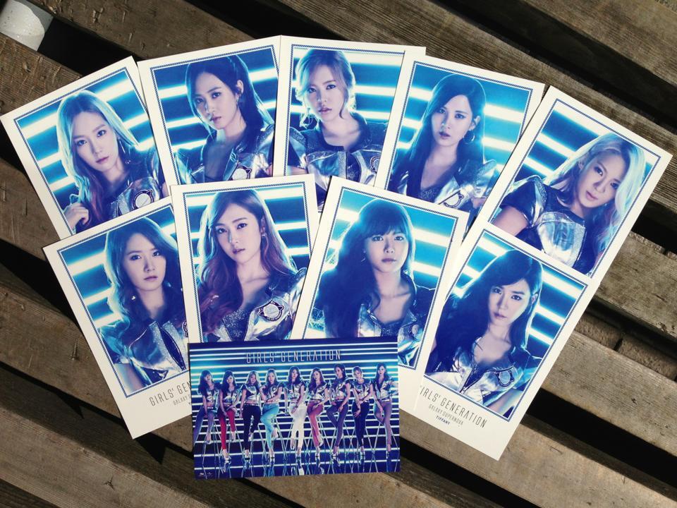 소녀시대 스페셜 포토카드 세트 GALAXY SUPERNOVA .jpg