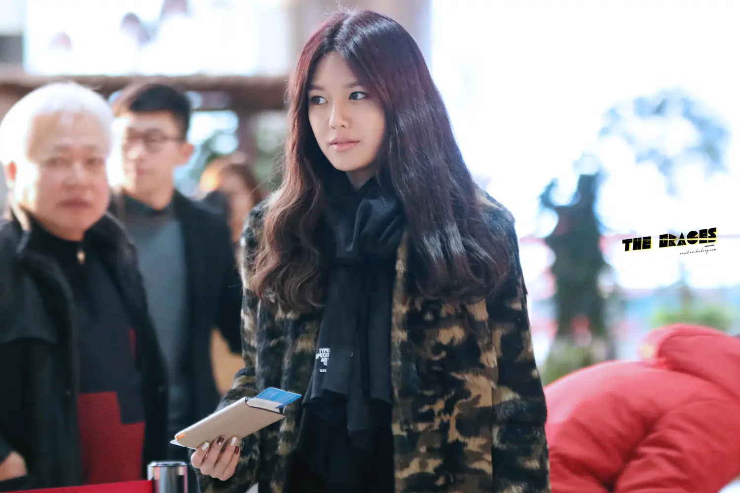 131210 김포공항 출, 입국 수영 직찍 by The Graces