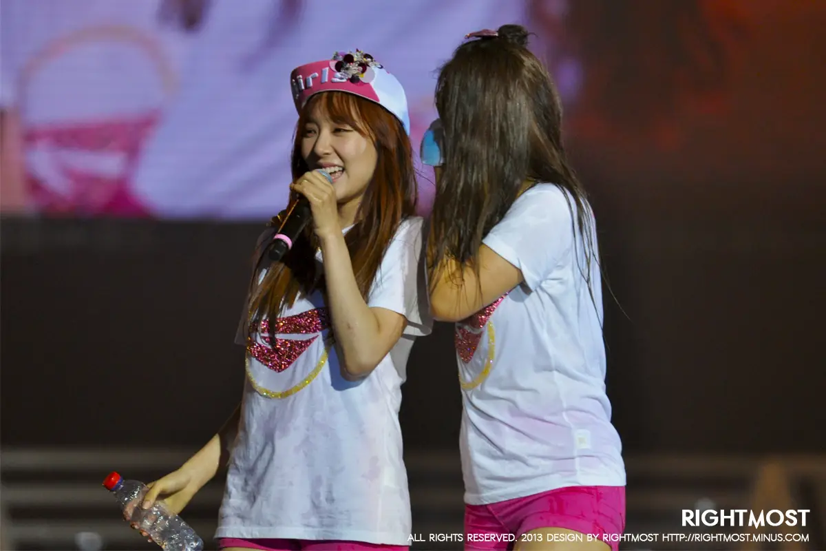 31110 G&P in HK 유리&티파니 직찍 by RightMost