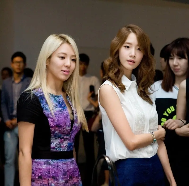 130725 FURLA F/W 프리젠테이션 윤아&효연.jpg