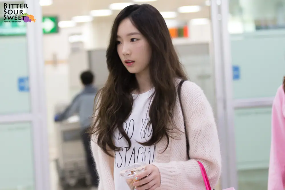 150427 김포공항 입국 태연 직찍 by Bitter Sour Sweet