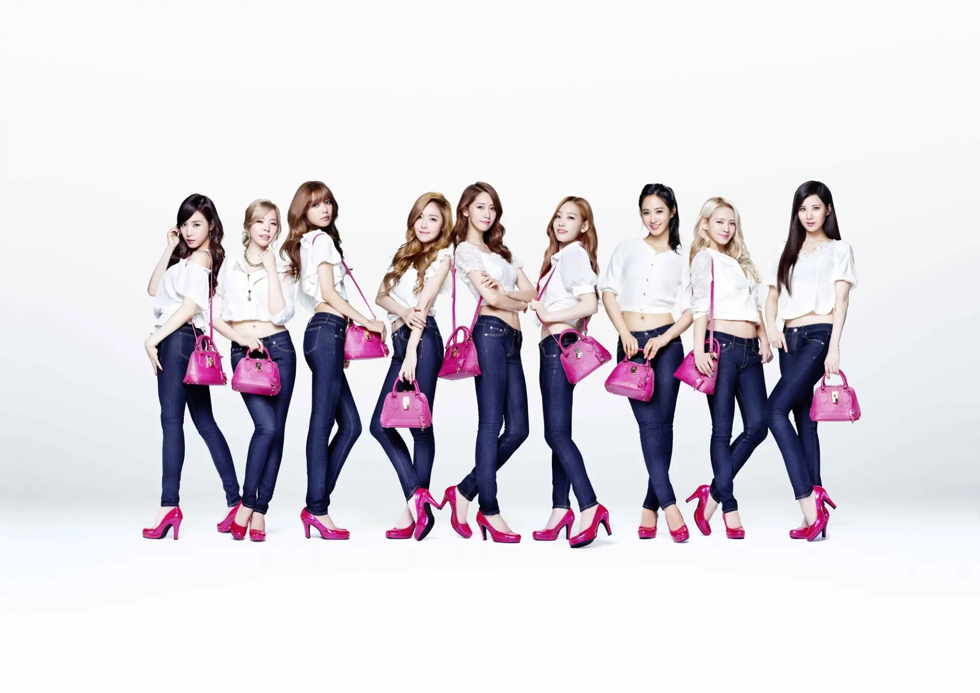 소녀시대(GIRLS`GENERATION) amantha Thavasa Jeans 고화질.jpg