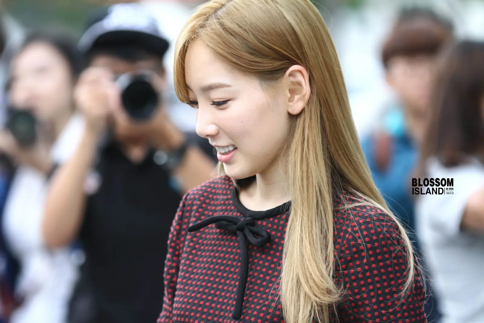 140924 SBS 출,퇴근 태연 직찍 by Blossom island