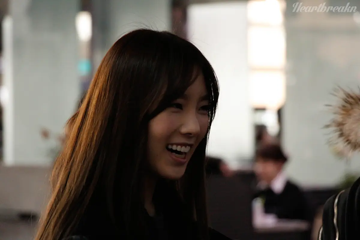 131130 인천공항 출국 태연 직찍 by heartbreakn