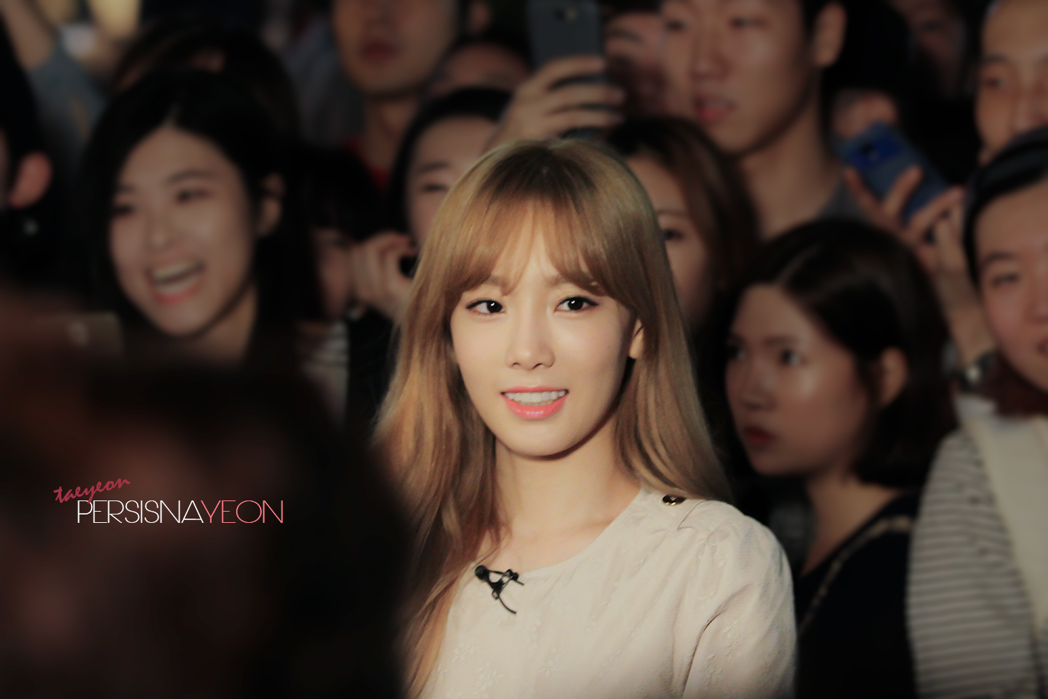 Taeyeon FanPhoto @ 140926 Guerrilla Dating by 탱파, persisNayeon