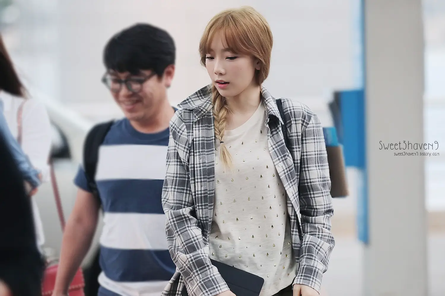 140807 인천공항 출국 태연 직찍 by Sweet3Haven9