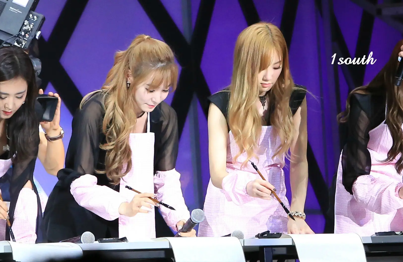 140930 중국 심천 소녀시대 팬미팅 태연&티파니 직찍