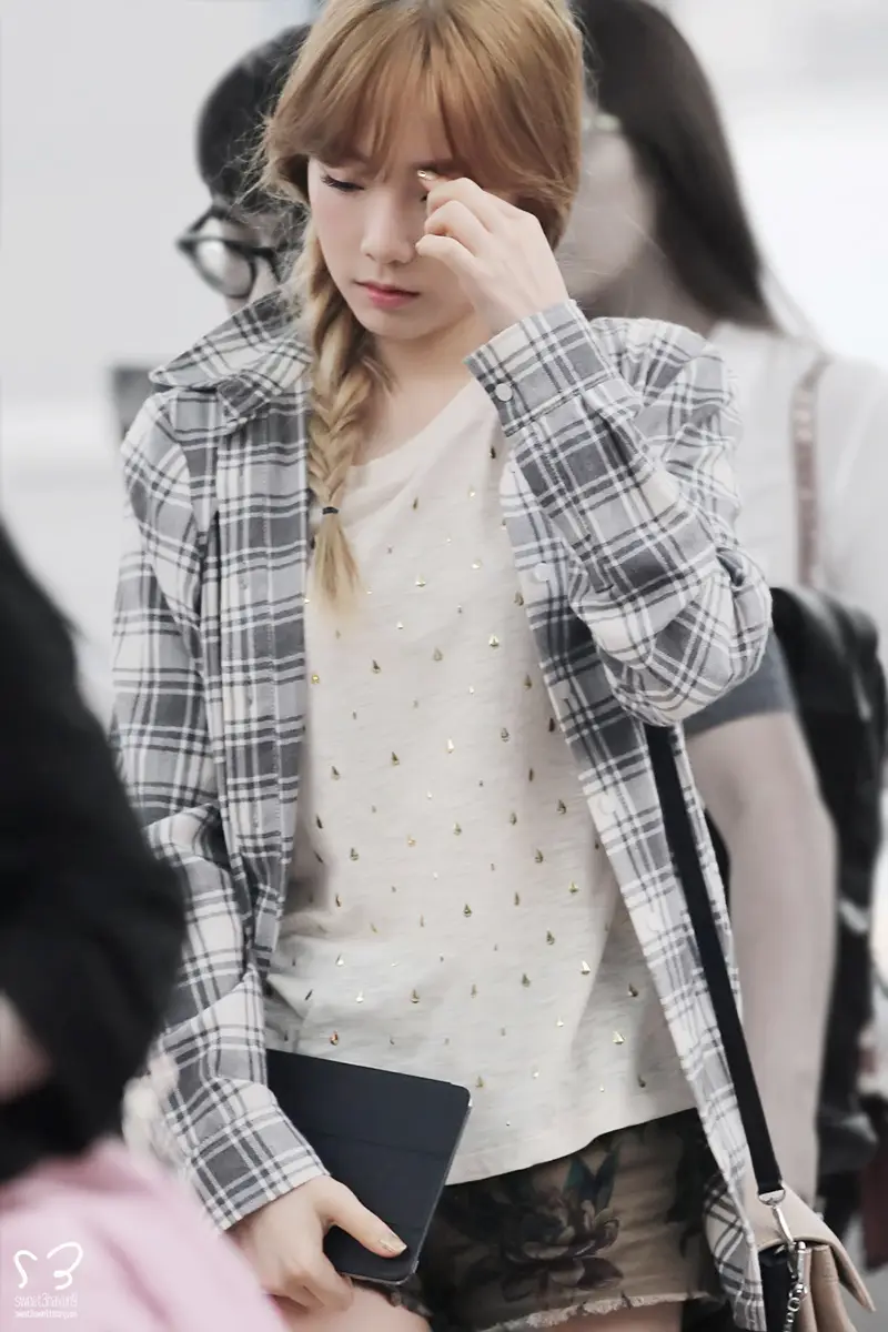 140807 인천공항 출국 태연 직찍 by Sweet3Haven9