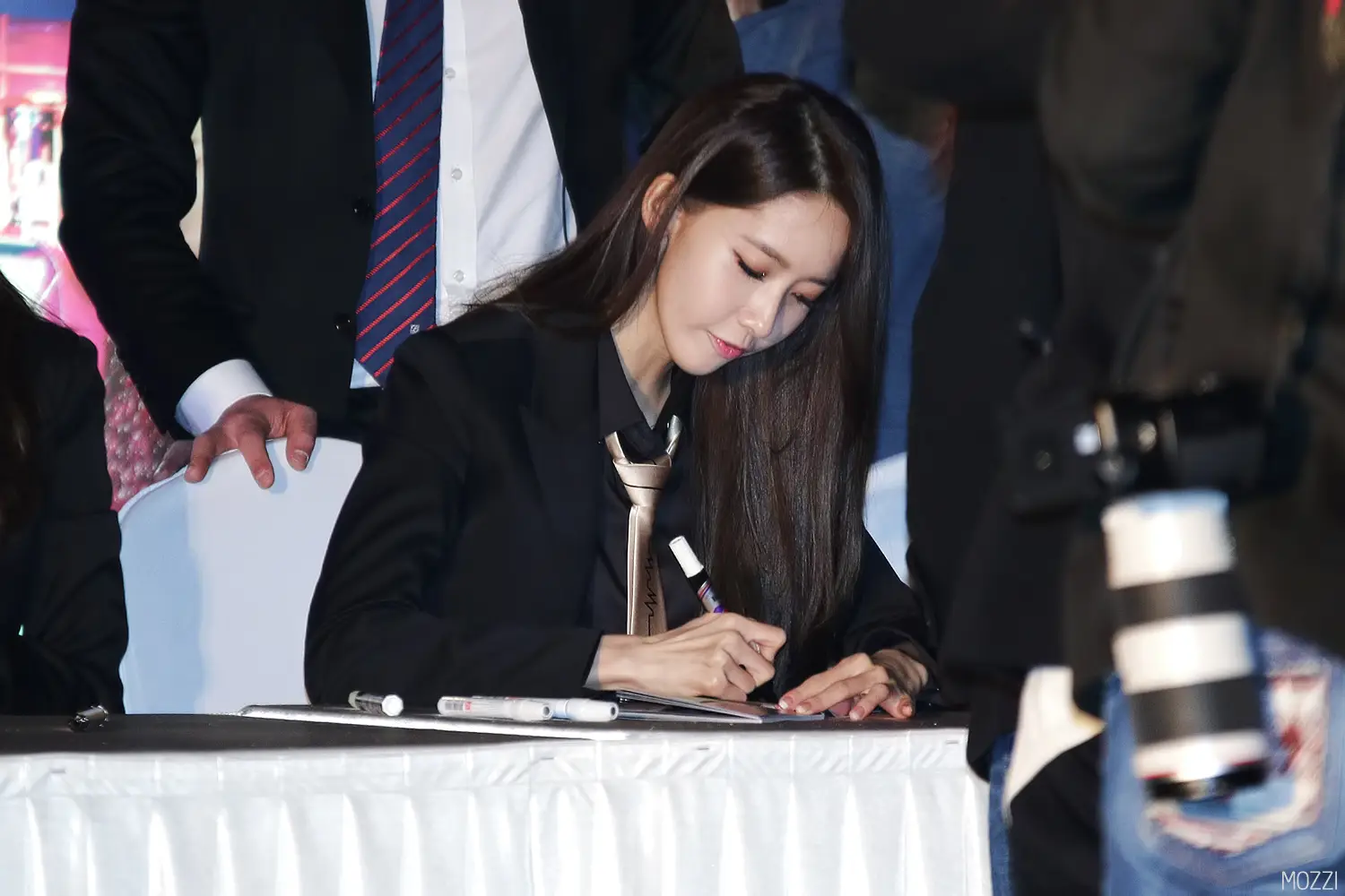 윤아(YoonA) 직찍 - 140316 청계광장 팬사인회 by 세우인가부다,Pabian,+++