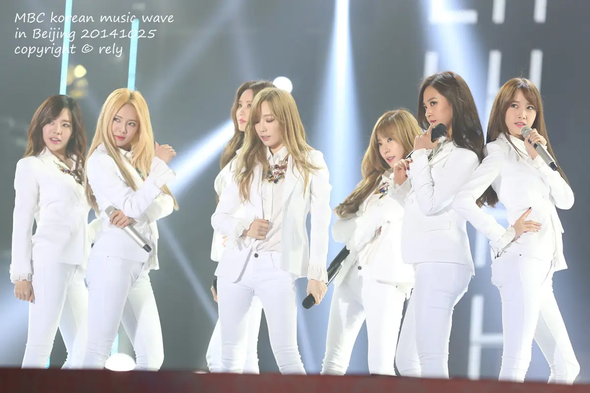 GIRLS’ GENERATION FanPhoto - 141025 MBC 코리안 뮤직 웨이브 by rely