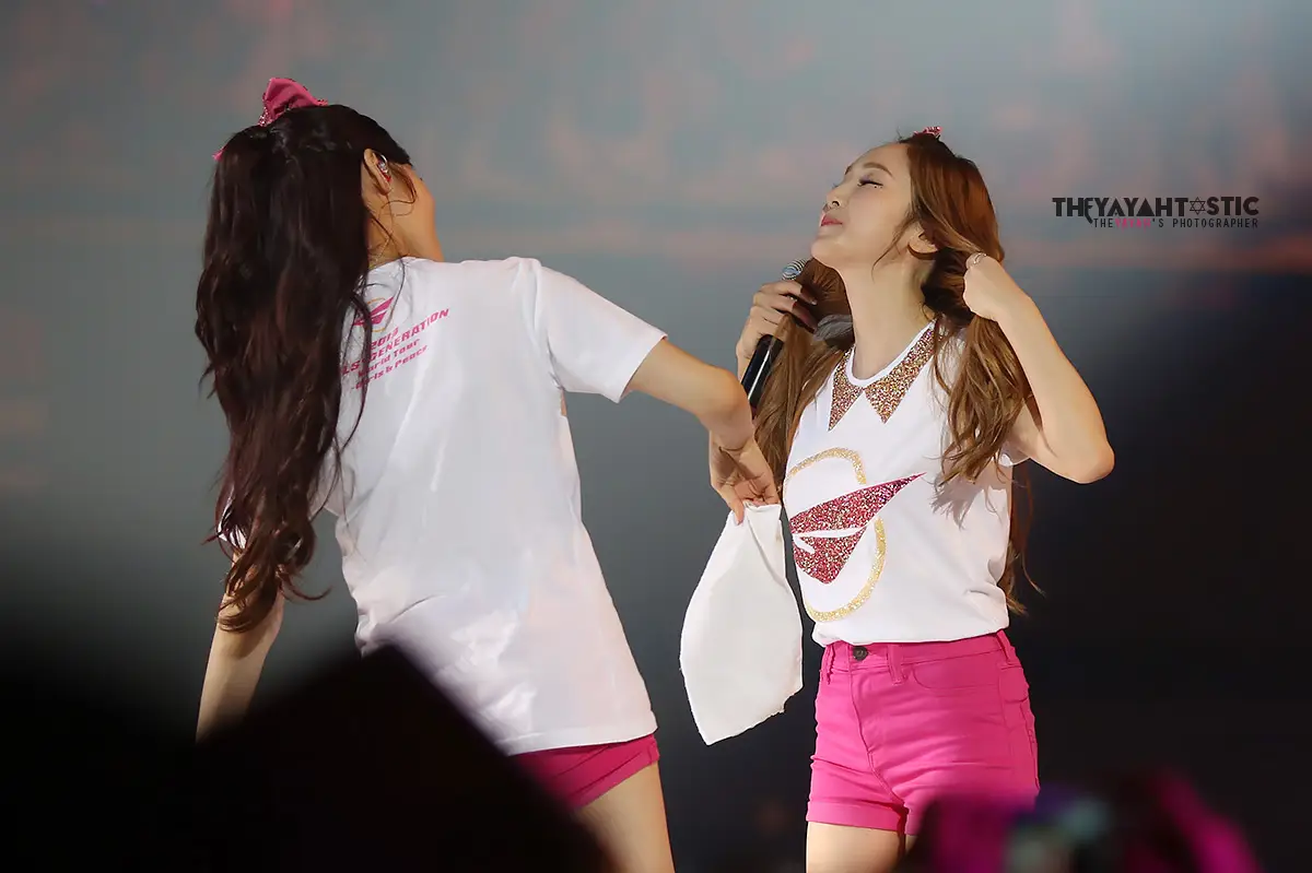 130914 걸스앤피스 자카르타 콘서트 소녀시대 직찍 by TheyayahTastic