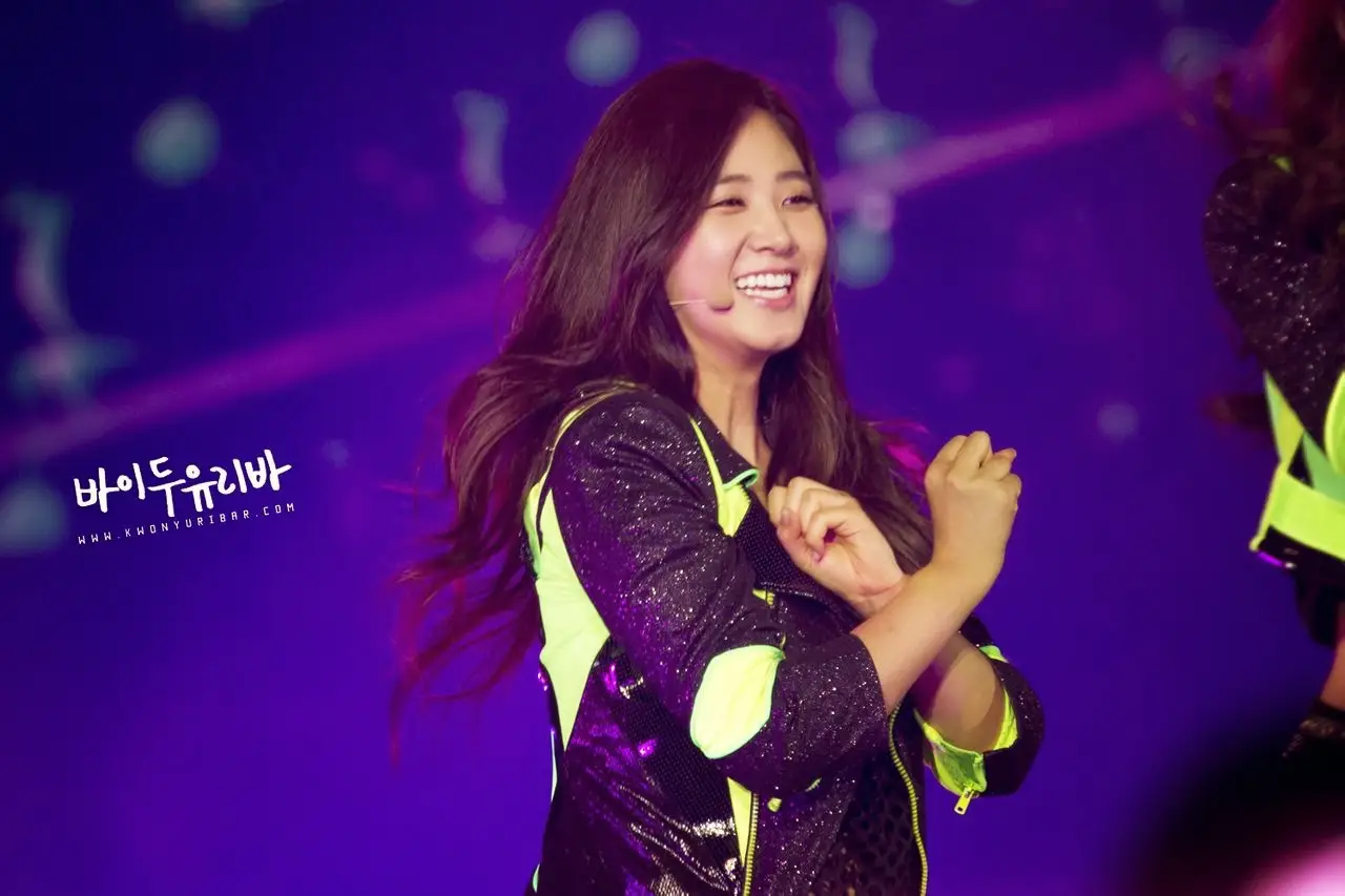 유리 직찍 - 131109 G&P in HK  by 윤율닷컴 lussica,바이두유리바