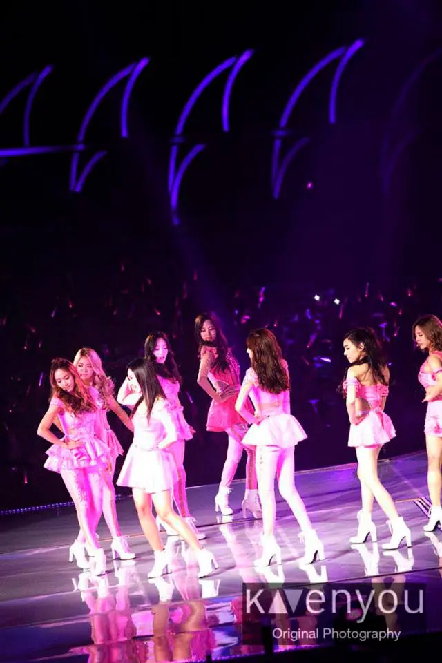 130914 걸스앤피스 자카르타 콘서트 소녀시대 직찍 by KAvenyou