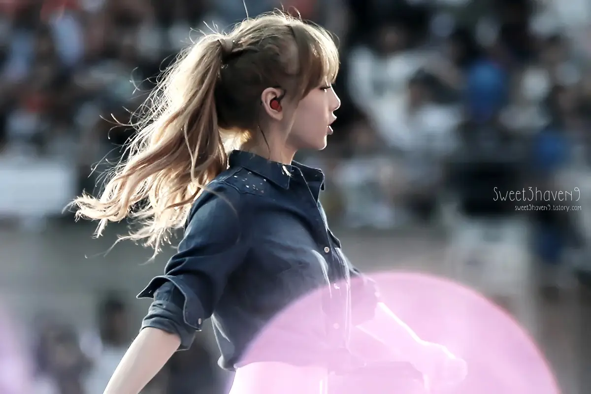 140815 SM 콘서트 태연 직찍 by Sweet3Haven9