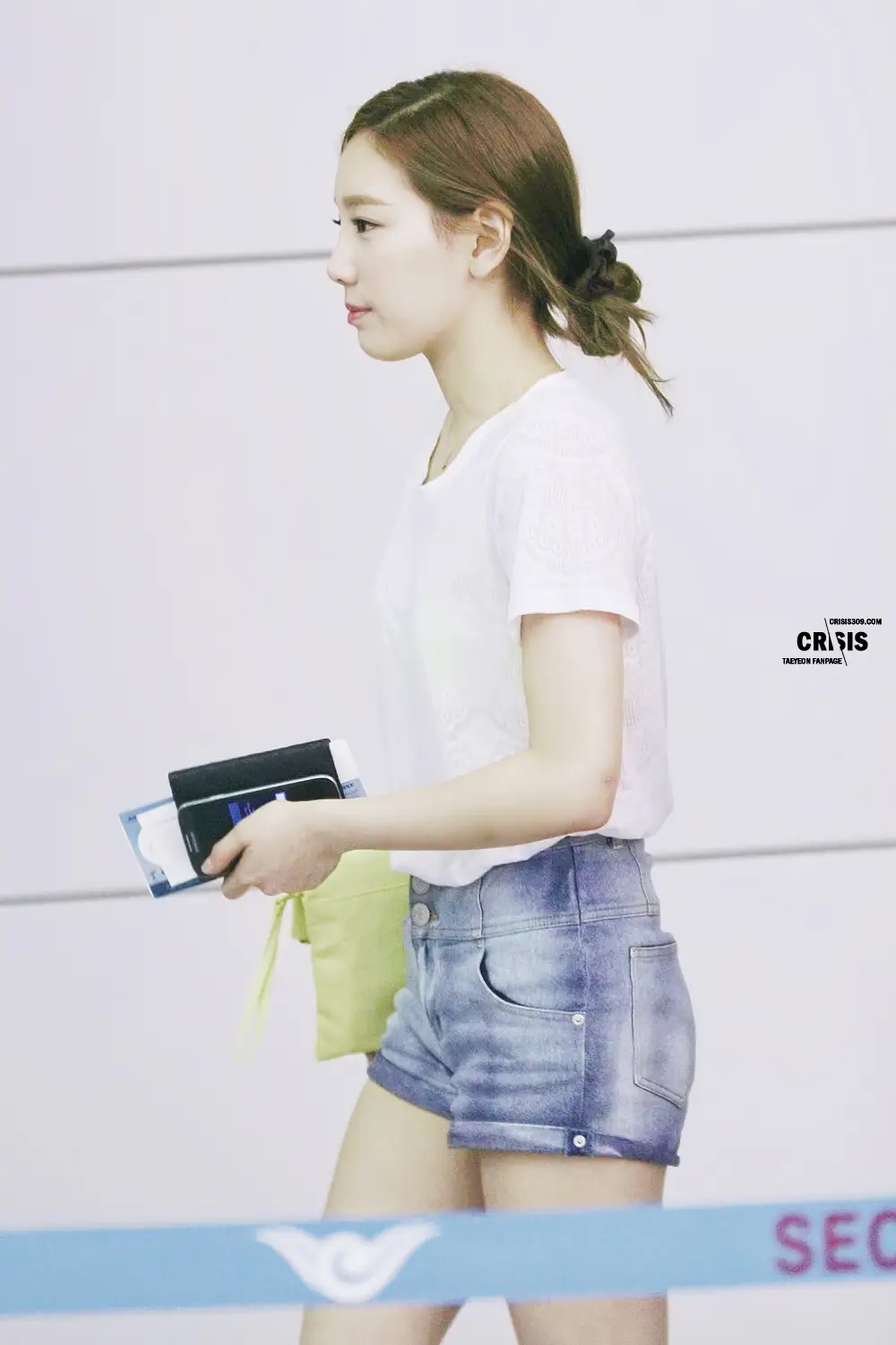 130811 인천공항 출국 태연 직찍 by CRISIS